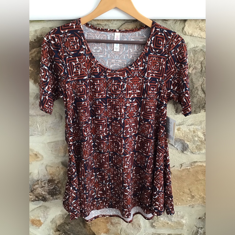 Lularoe perfect tee Geometric Patterned Women's Top #20